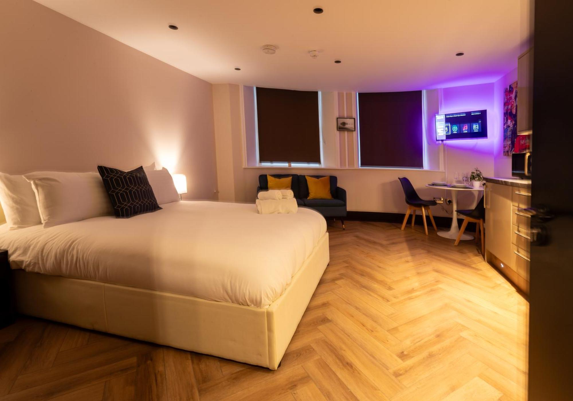Oasis Studio In The Heart Of The City Brighton Екстер'єр фото